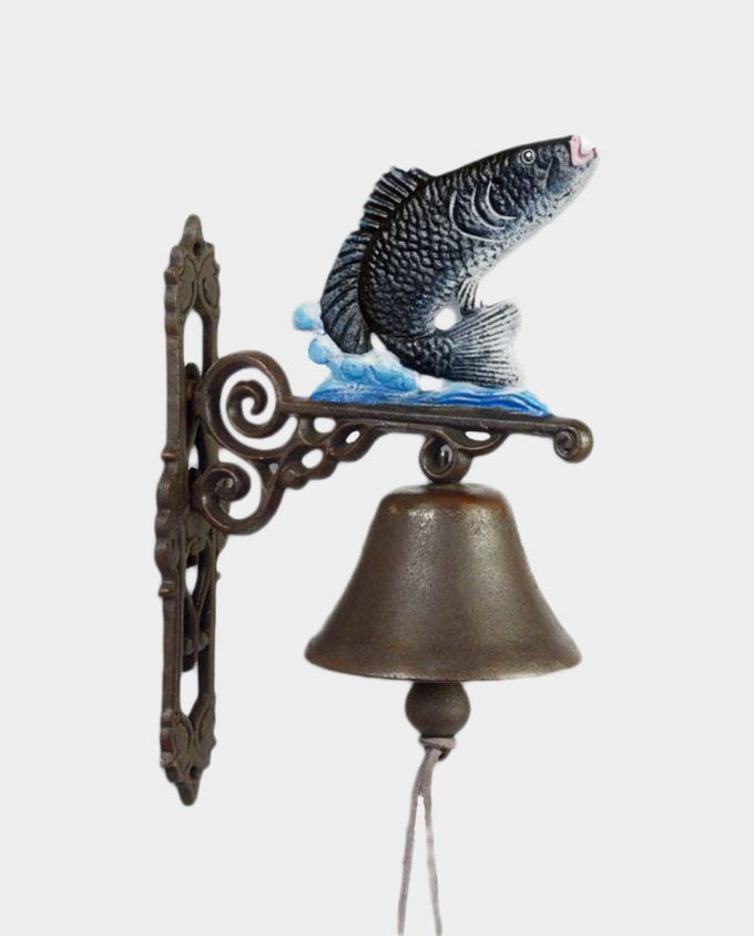 Żeliwny Dzwonek Ścienny z Rybą na Fali