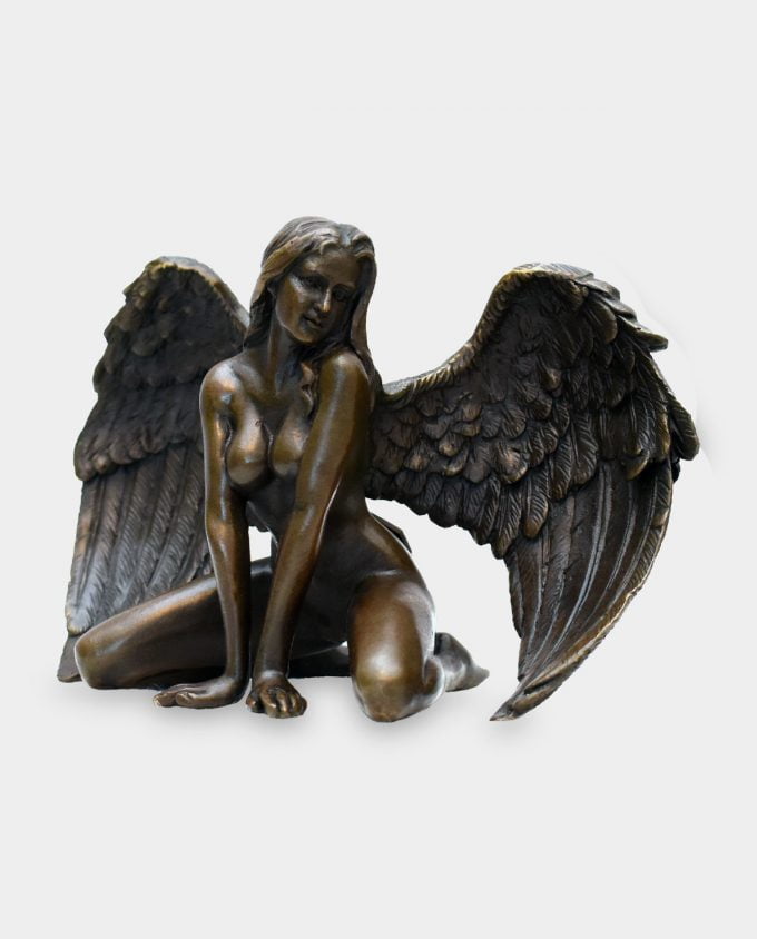 Uskrzydlona Kobieta Rzeźba z Brązu