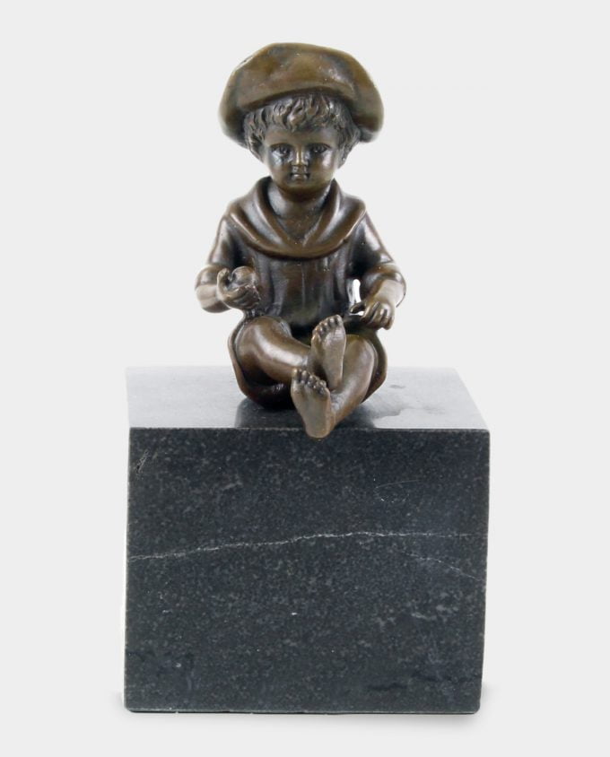 Mały Chłopiec Rzeźba z Brązu
