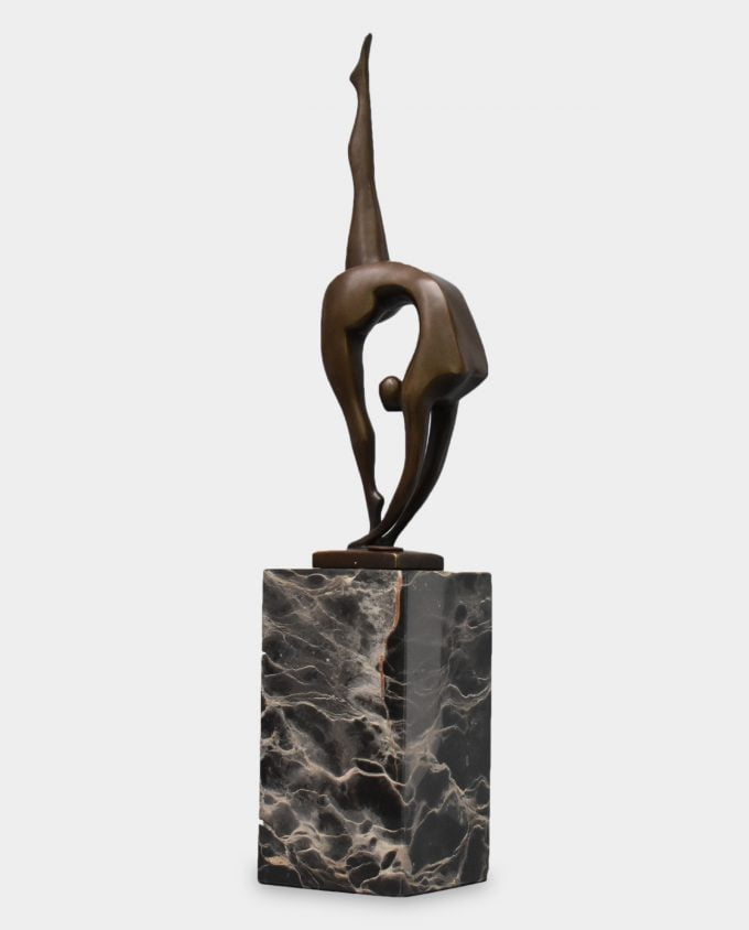 Modernistyczna Gimnastyczka Rzeźba z Brązu