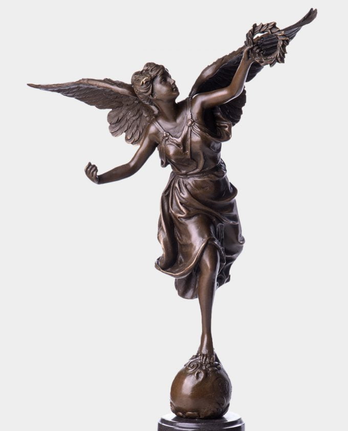Anioł z Wieńcem Laurowym Rzeźba z Brązu