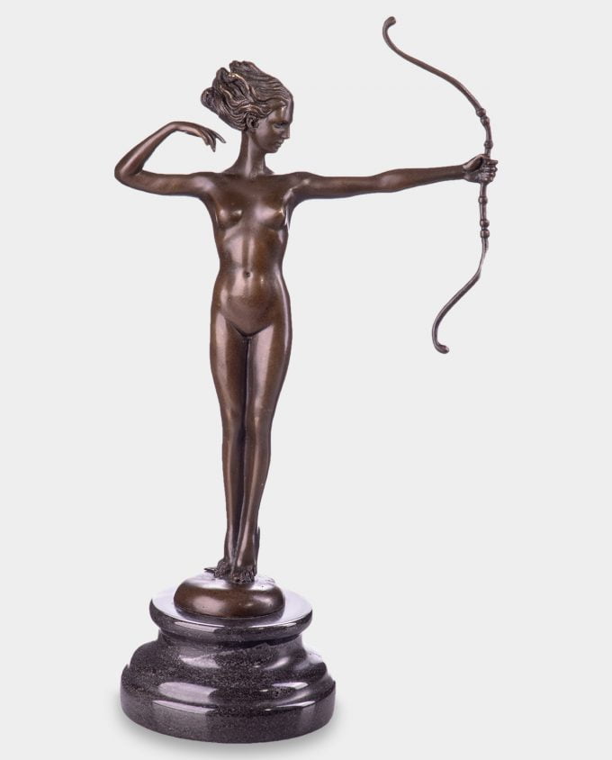 Kobieta Strzelająca z Łuku Rzeźba z Brązu