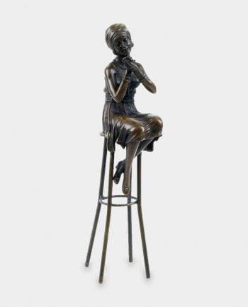Kobieta w Turbanie Siedząca na Stołku Rzeźba z Brązu