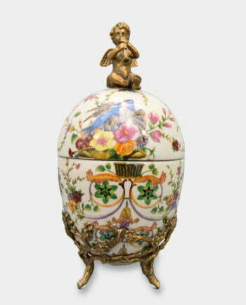 Porcelanowa Szkatułka Jajo ala Faberge z Aniołkiem i Kwiatami