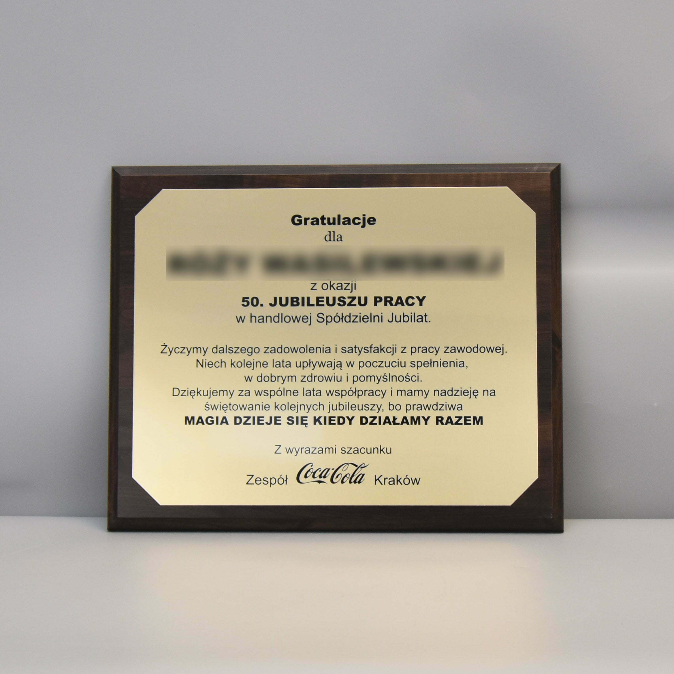 Grawerowany Dyplom z Okazji 50tego Jubileuszu Pracy od Zespołu Coca-Cola